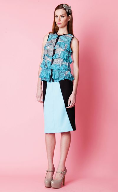 									FREE LOVE 'SOFT TOUCH' TOP
								, 			MOD SQUAD 'NARROW LEAD' SKIRT
			