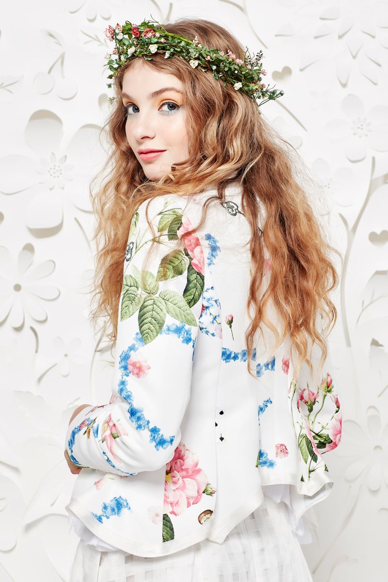 									CROP IT LIKE IT'S HOT JACKET
								, 			PIN-UP SWIRL SKIRT
			