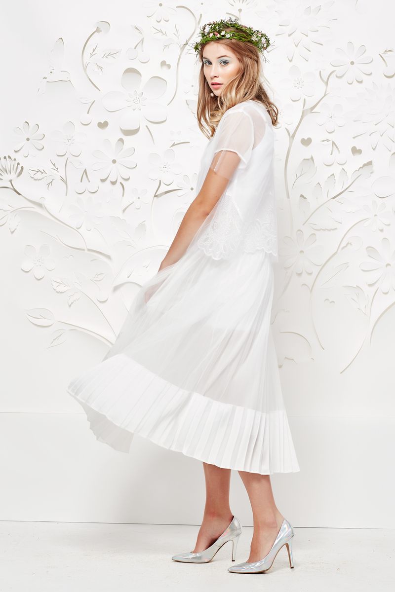 									LAYER CONVEYOR TOP
								, 			TWO TONE COMPLEX SKIRT
			