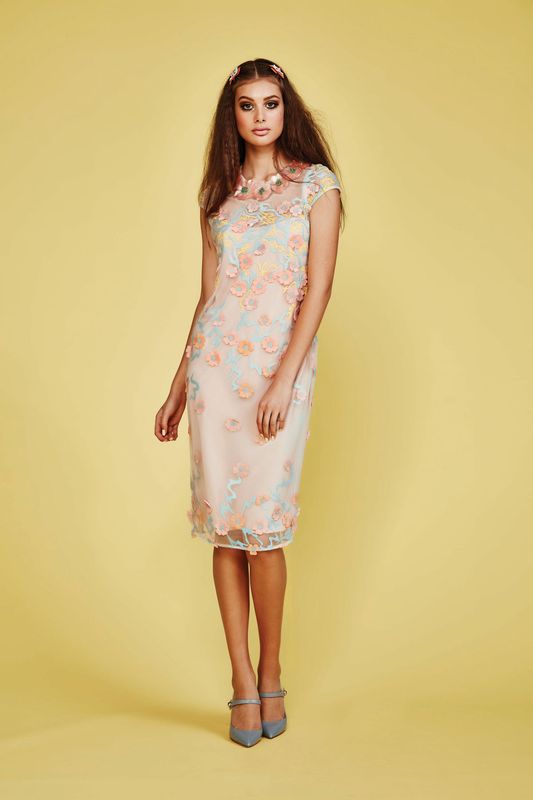 									HEART IN THE RIGHT LACE DRESS
			