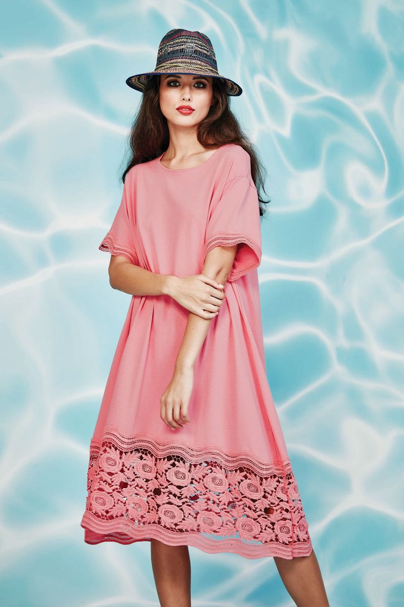 									IT'S A SMOCKOUT DRESS
			