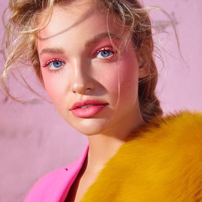 Grazia — Apr 2019, Cooper — Wrap Up Scarf